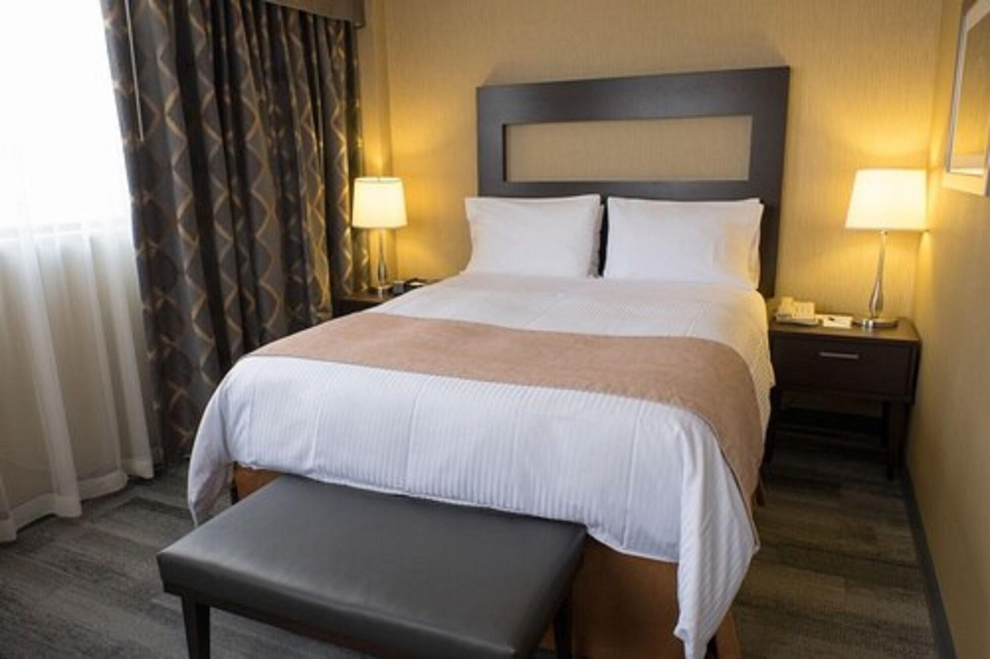The Roehampton Hotel Торонто Екстер'єр фото