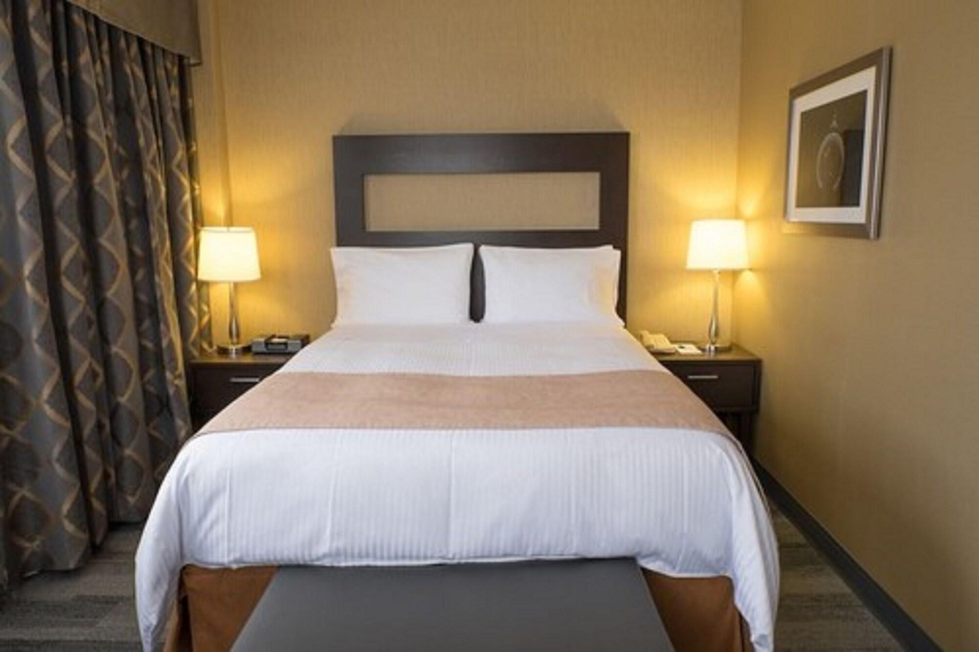 The Roehampton Hotel Торонто Екстер'єр фото