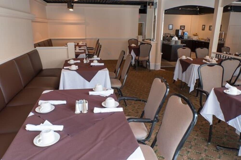 The Roehampton Hotel Торонто Екстер'єр фото